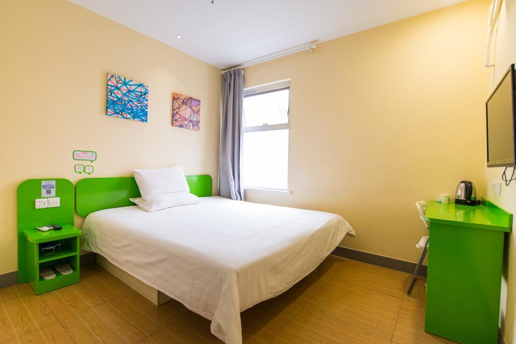 Hi Inn Shenyang Fengtian Street Exterior foto